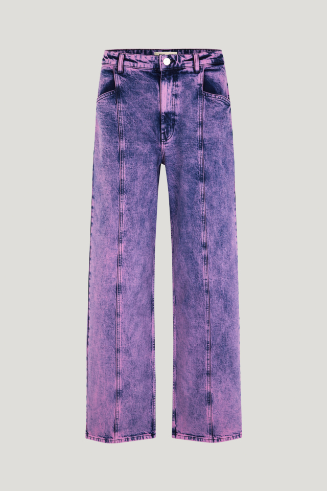 Nara Jeans Orchid Vintage Denim These high-rise jeans feature a straight leg, zip fly with button closure, and four pockets - front image