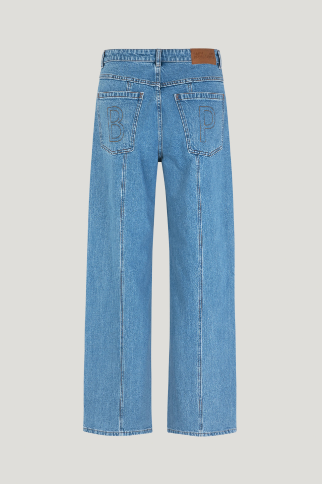 Nara Jeans Blue Vintage Denim These high-rise jeans feature a straight leg, zip fly with button closure, and four pockets - back image