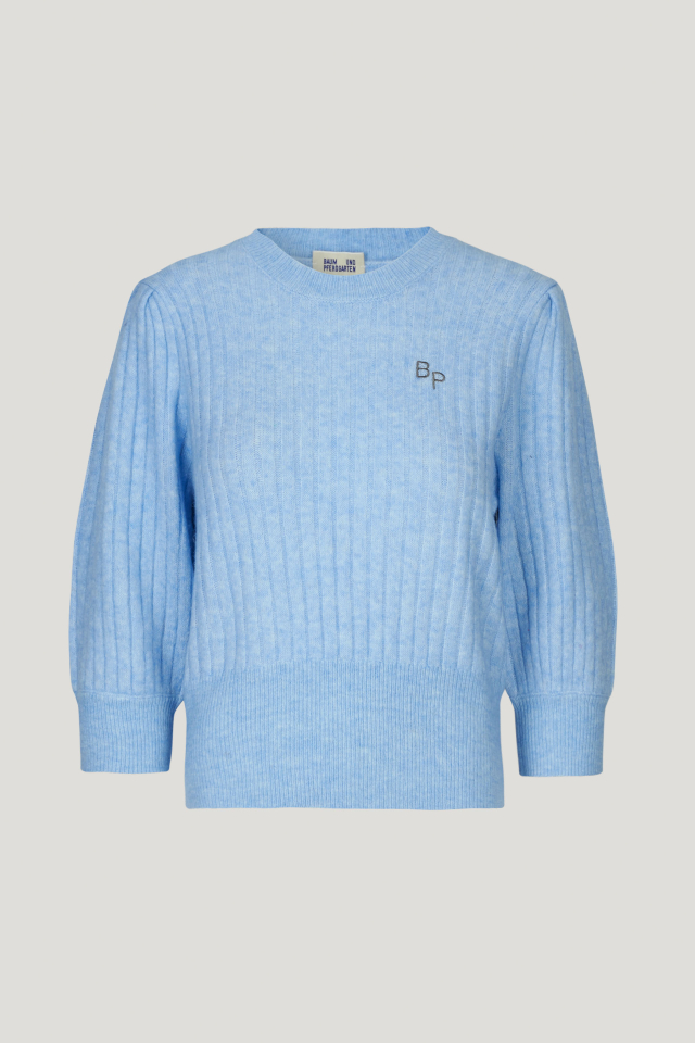 Chelle Sweater Windsurfer This soft, cropped knit jumper features a ribbed pattern and three-quarter length sleeves - front image