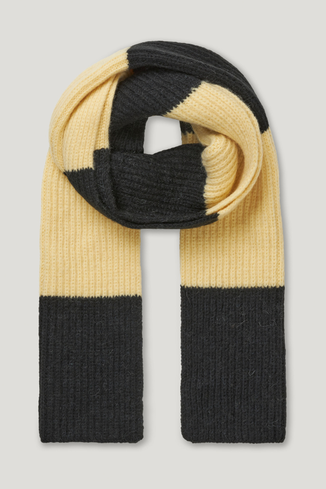Lilo Scarf Black Yellow Breton This thick, knit scarf has a ribbed texture throughout - front image