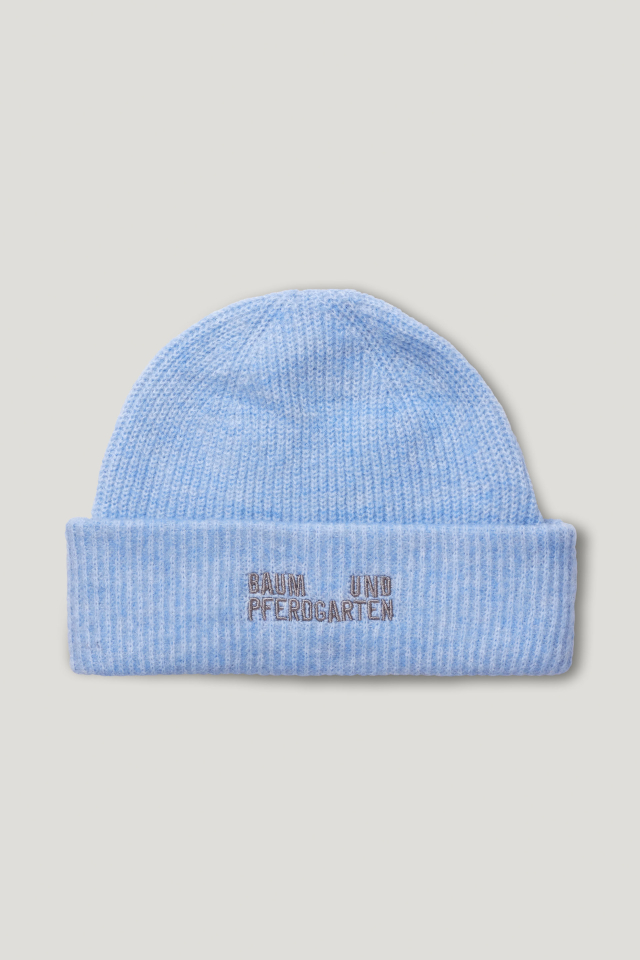Leia Hat Windsurfer This knit beanie features a ribbed texture and logo embroidered at the front - front image